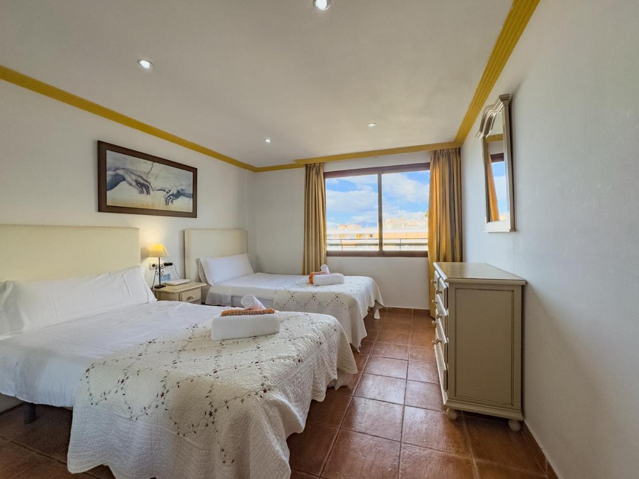 Mediterraneo 801. Super One-bedroom With Great Sea Views.